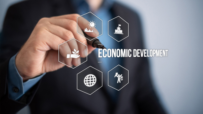 "Continuing Education" written on a keyboard key