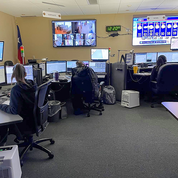 911 call-takers in Tarrant County